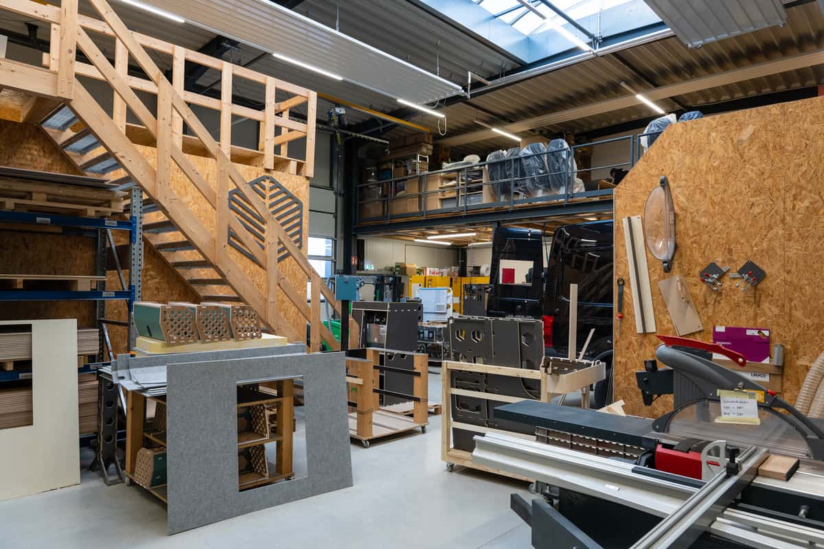 Die Werkstatt von Campany – aufgeräumt und alles hat seinen Platz