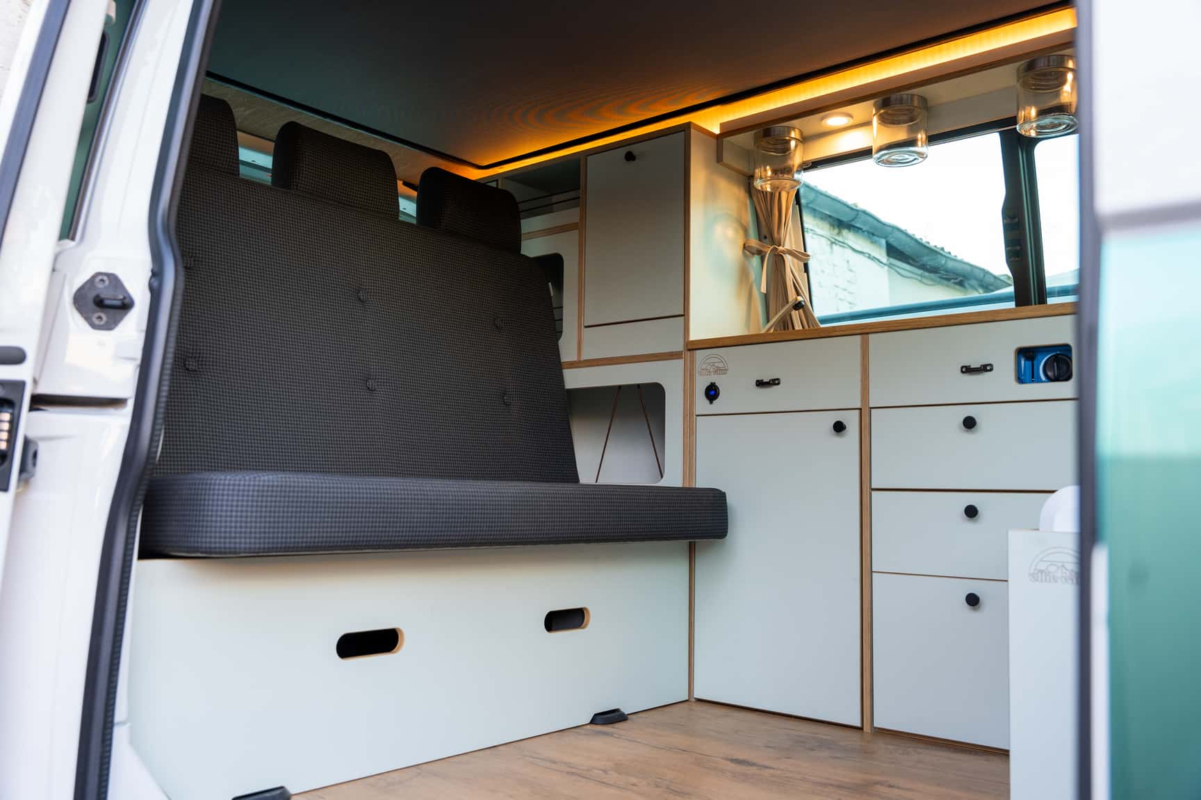 Klassischer Bulli-Ausbau – interpretiert von Ellie Vans