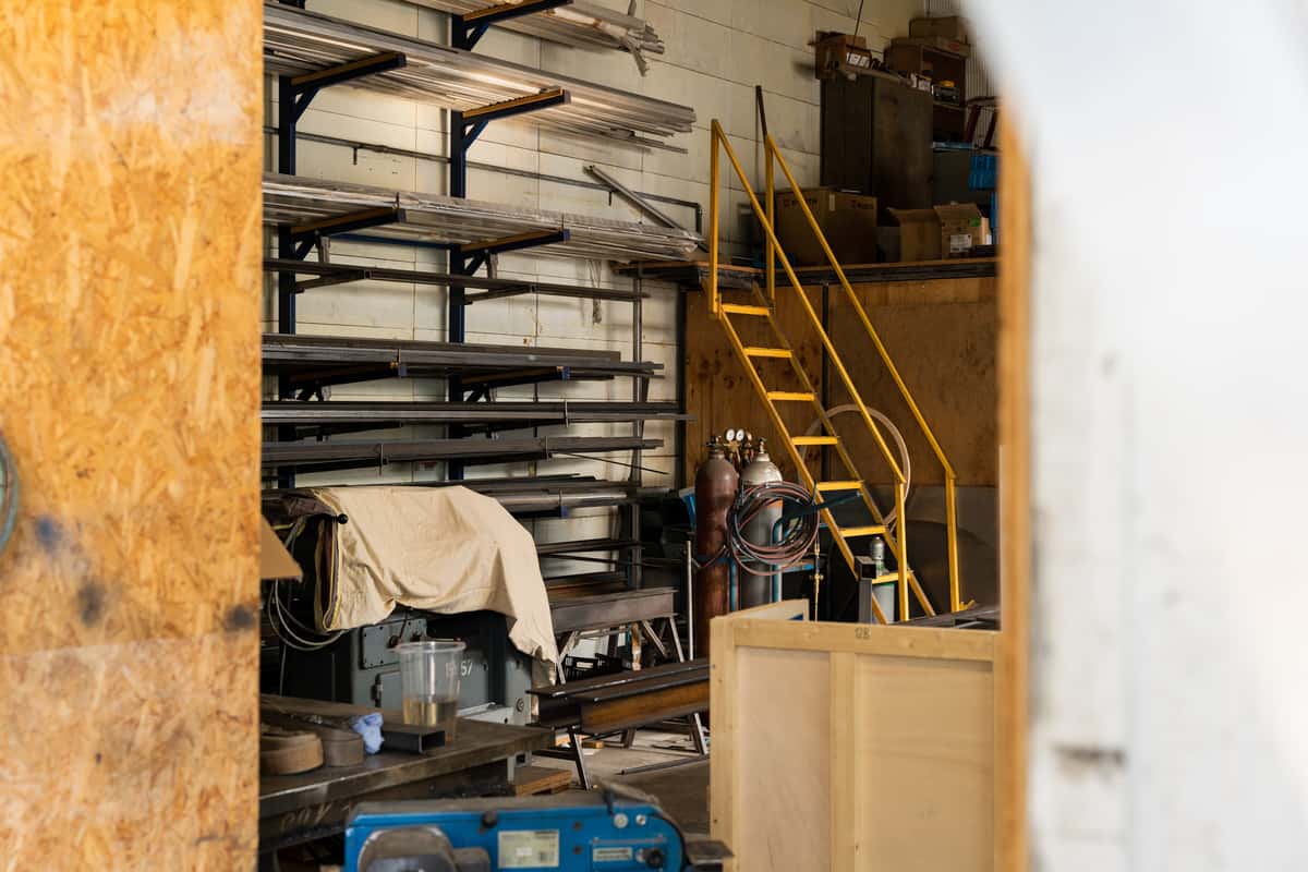 Metallwerkstatt in der Schreinerei theater Bauten