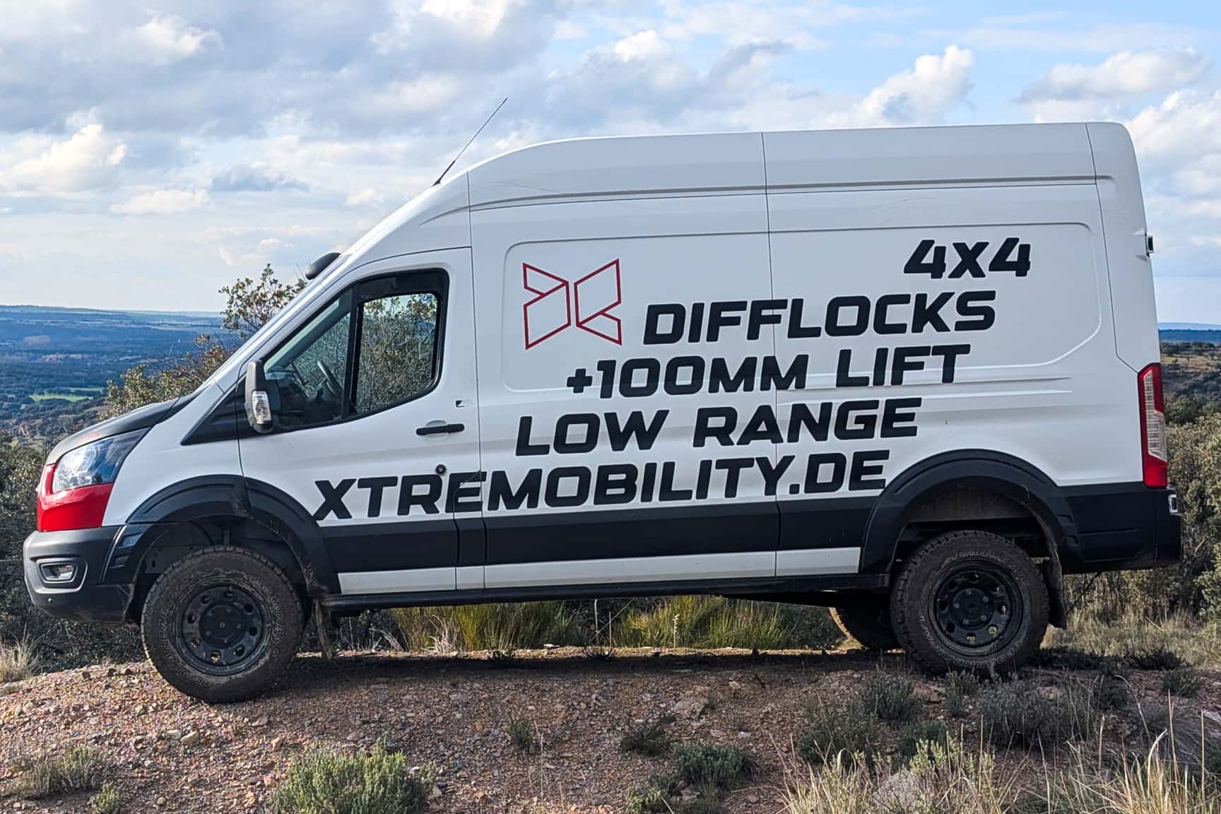 Allradumbau des Ford Transit mit Untersetzung, Sperren und Höherlegung