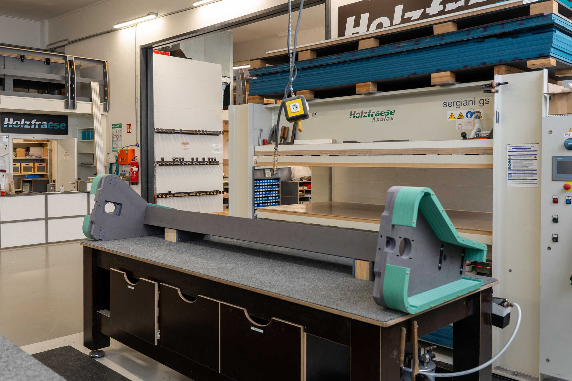 Portal der CNC Holzfräse im Entstehen