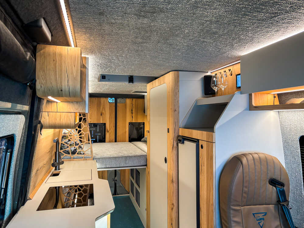 Blick in den neuen Aussteller von Liri Camper