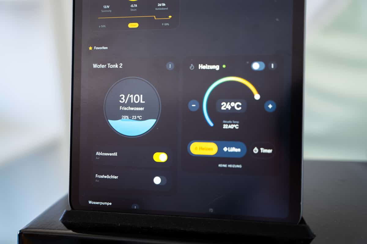 Die Camper Jarvis App auf dem Tablet