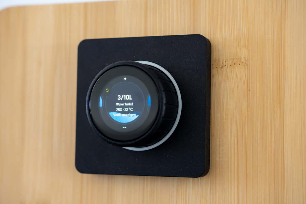 Das zentrale Bedienelement von Camper Jarvis: der Smart-Knob