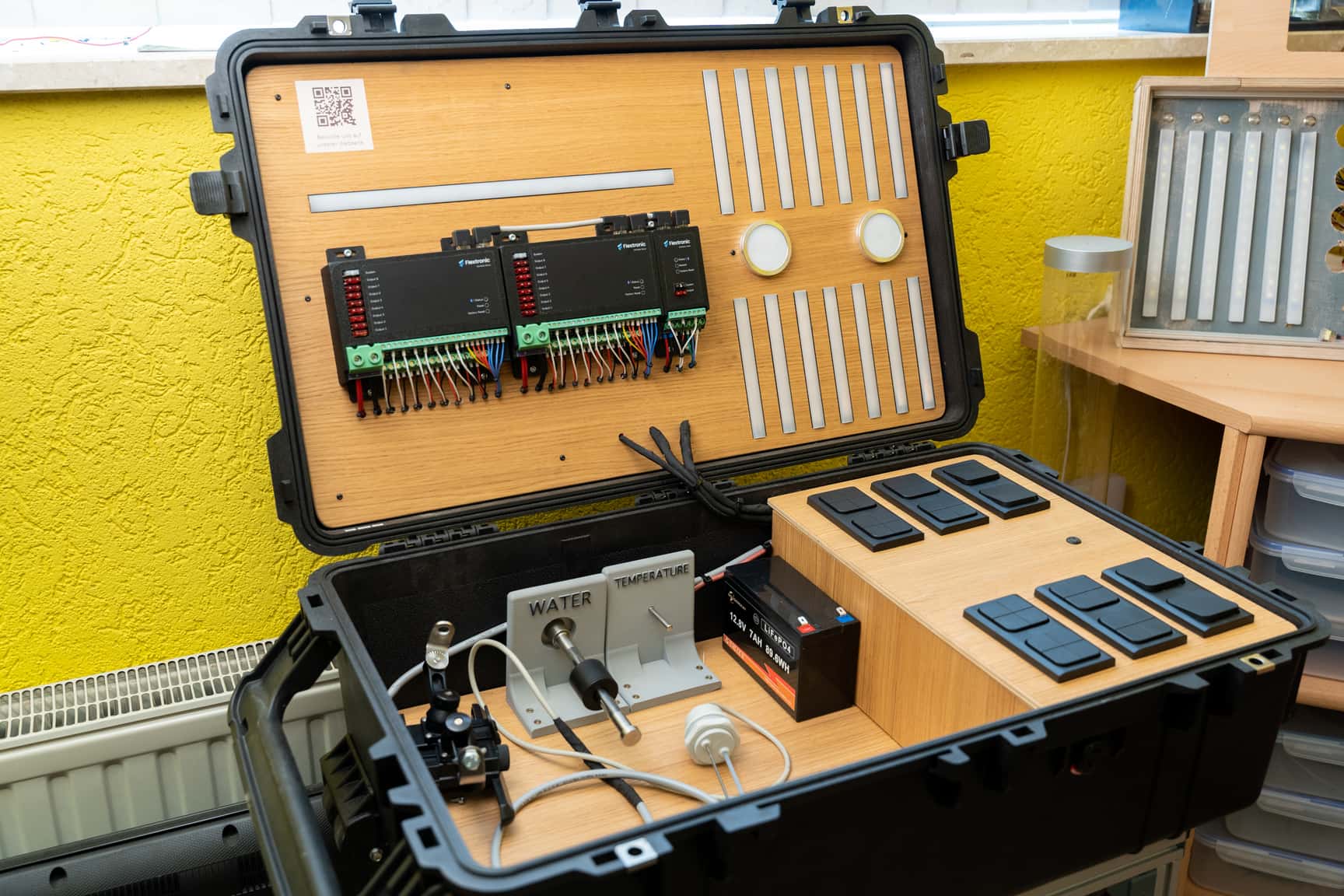 Messekoffer von Flextronic mit der modularen Vanbase 6